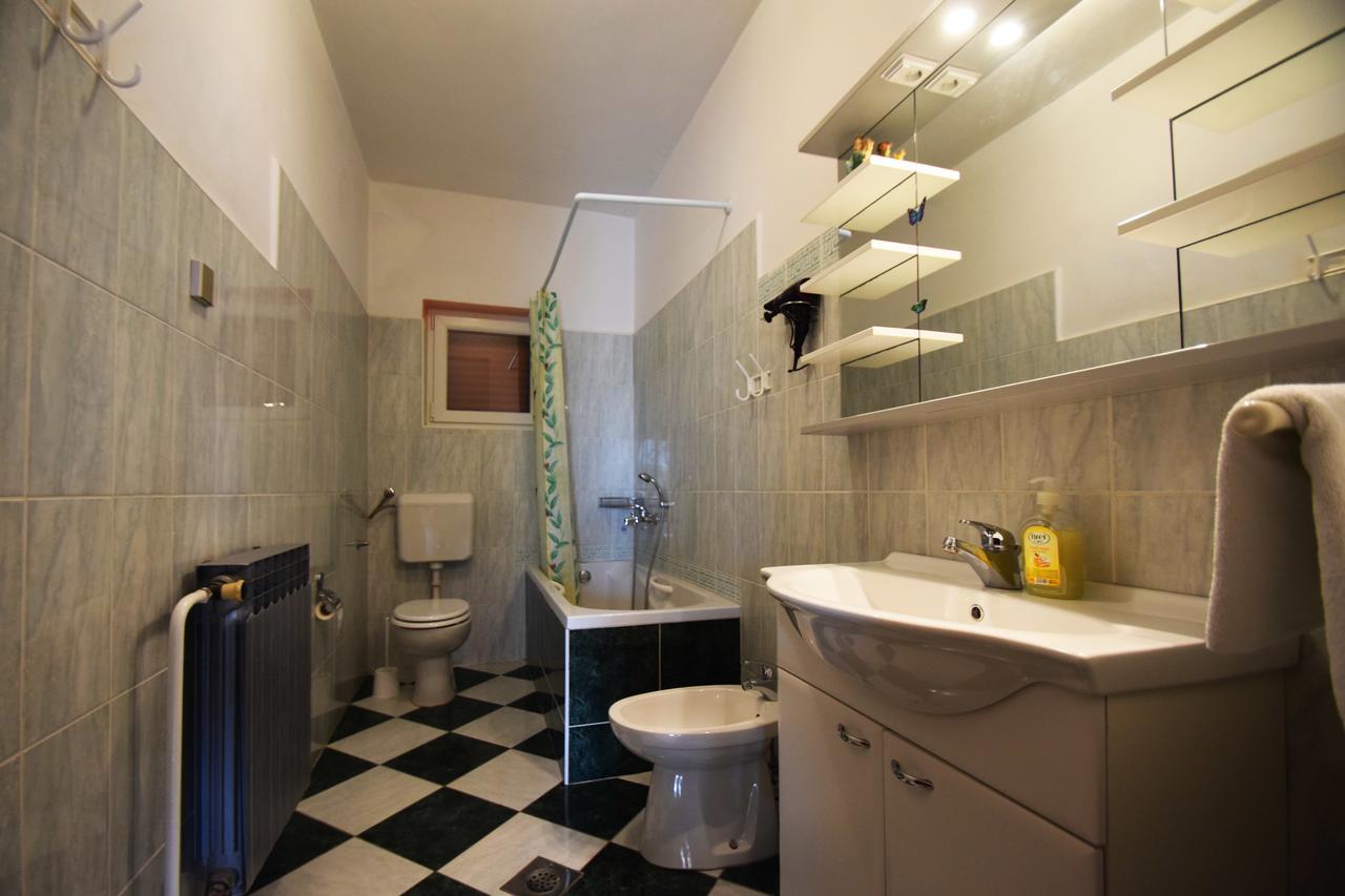 Apartments Mira สตารีกราด-ปาเคลนีซา ห้อง รูปภาพ